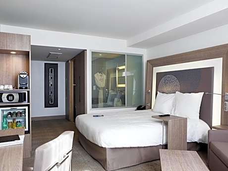 Executive Double Room with Sofa Bed - Top Floor