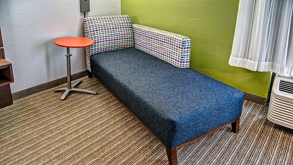 Holiday Inn Express Memphis Medical Center - Midtown, an IHG Hotel