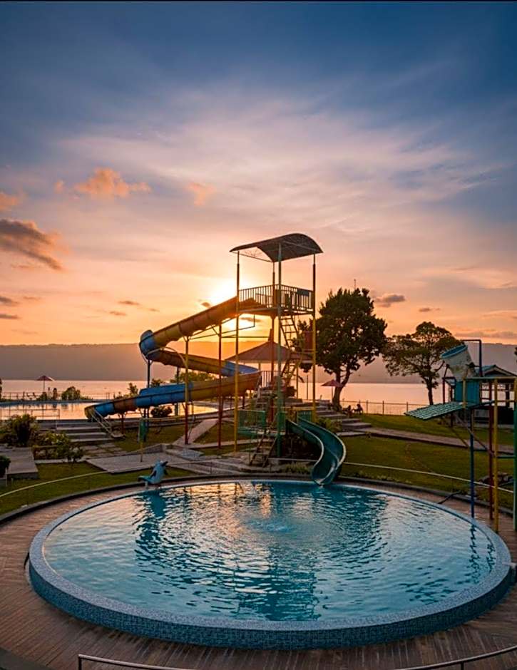 Hotel Patra Parapat