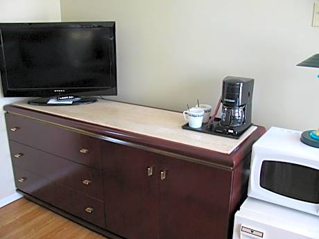 Economy Double Room with Two Double Beds