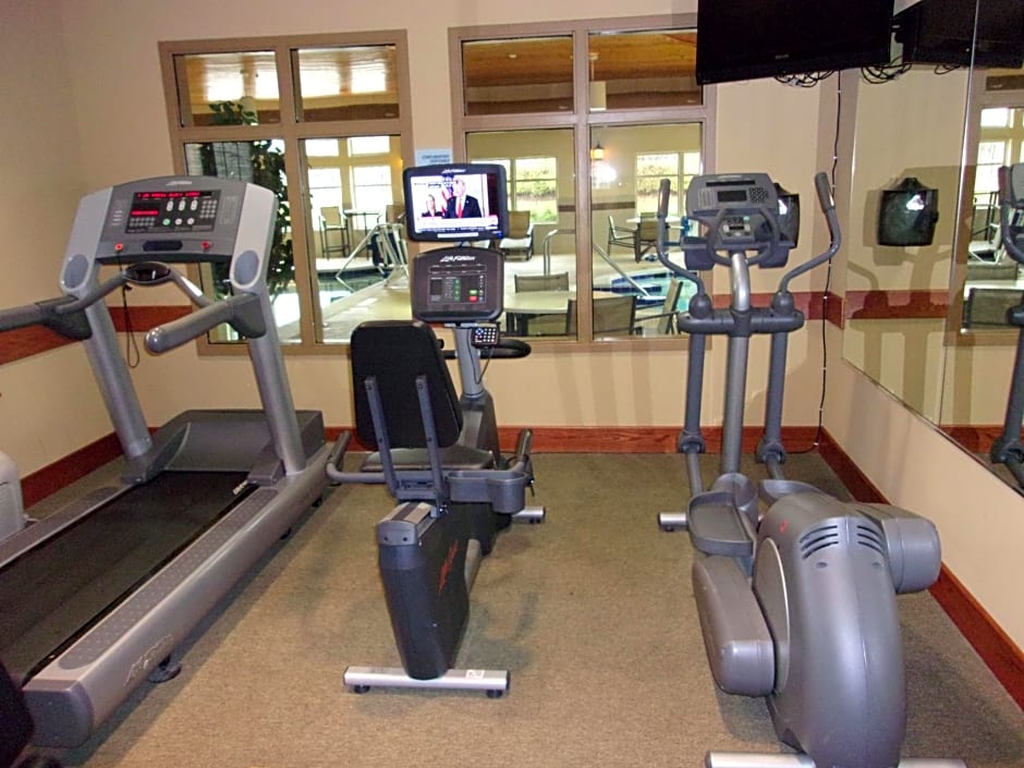 Holiday Inn Express & Suites Chicago West-Roselle By IHG