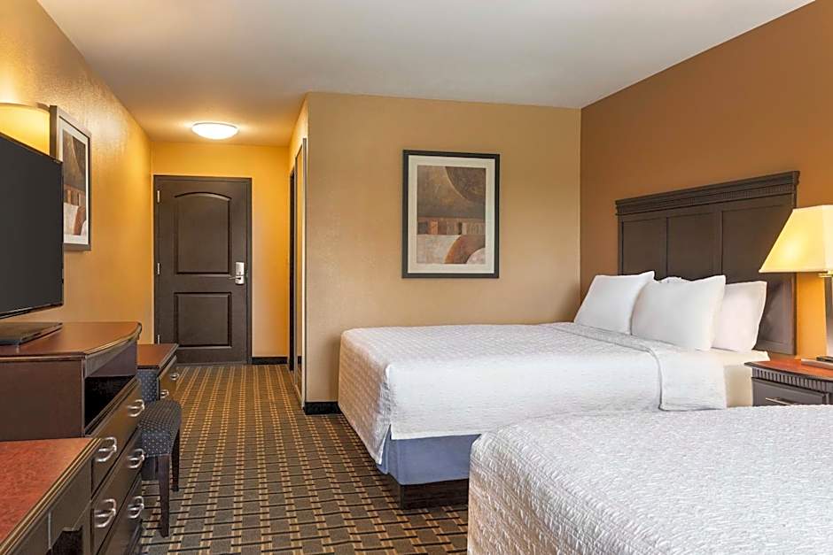 Hampton Inn By Hilton & Suites Pine Bluff