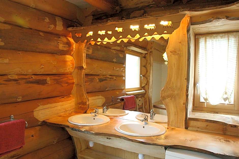 Le Couarôge Chalets et Appartements