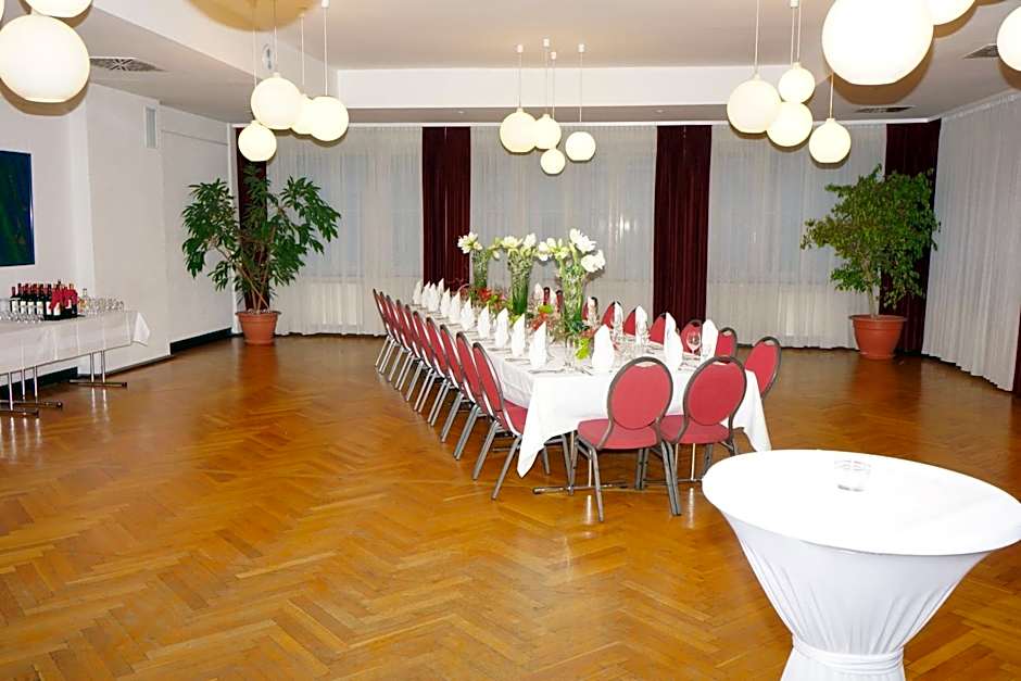 Airport Hotel Filder Post