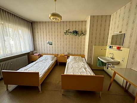 ORBIT-Hostel Bad Orb