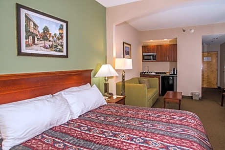 King Room with Sofa Bed - Non-Smoking