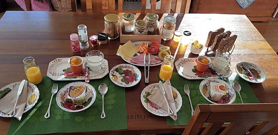 Rosemount B&B by the Sea St Clair