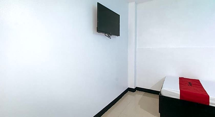 RedDoorz @ Ranchotel Bayanan Alabang