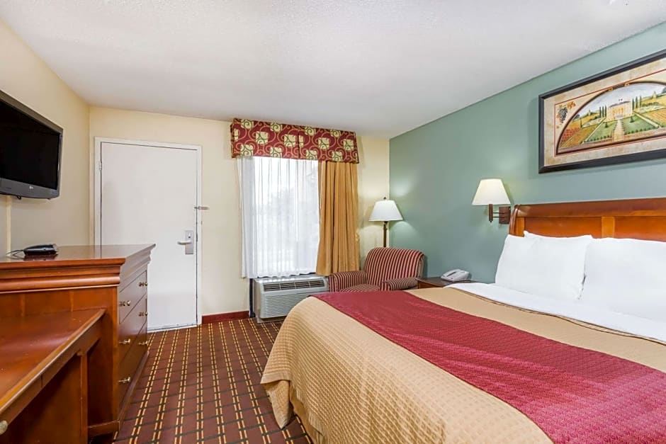 Days Inn by Wyndham Orangeburg