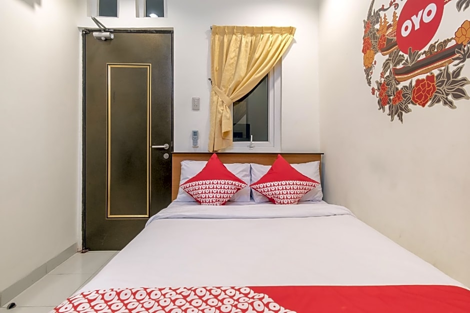 OYO 294 Andrea Residence Syariah