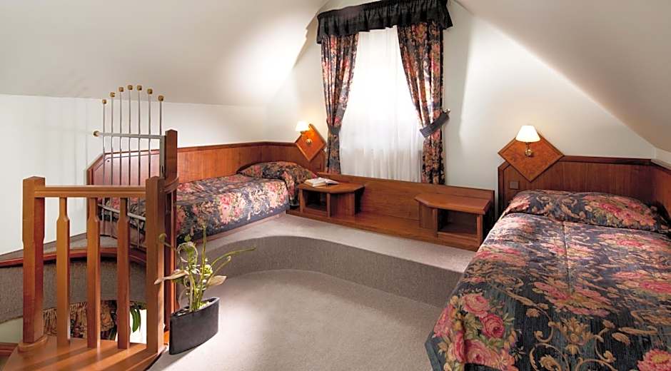 Hotel Concertino Zlatá Husa
