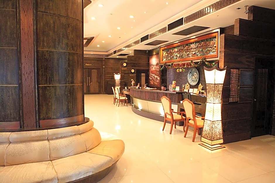 Ruean Phae Royal Park Phitsanulok