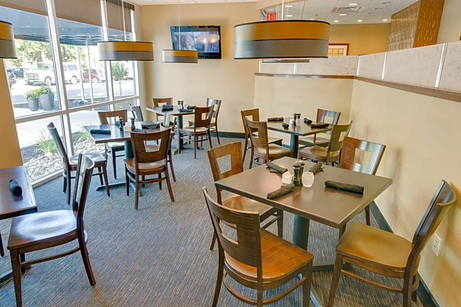 Doubletree by Hilton Newark
