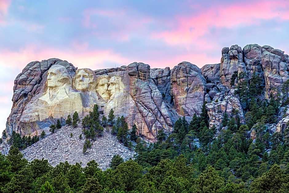Comfort Inn & Suites Mt Rushmore