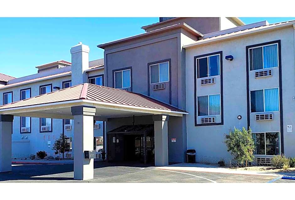 Studio 6 Suites Hesperia, CA West Main Street I 15