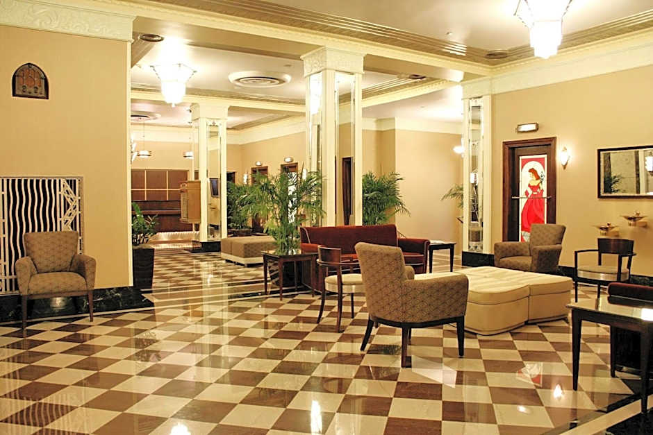 Ambassador Hotel Milwaukee, Trademark Collection by Wyndham