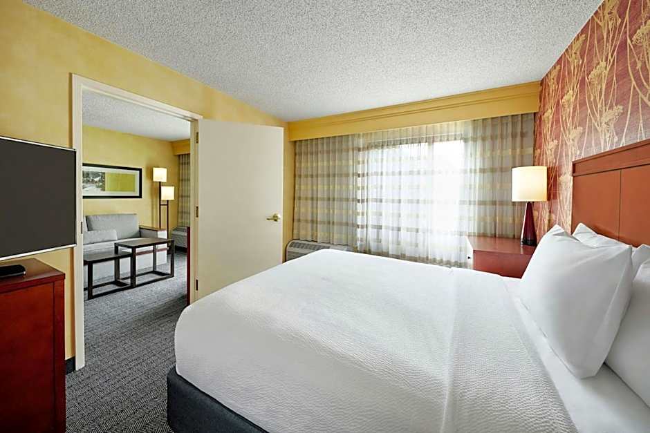 Courtyard by Marriott Des Moines West/Clive