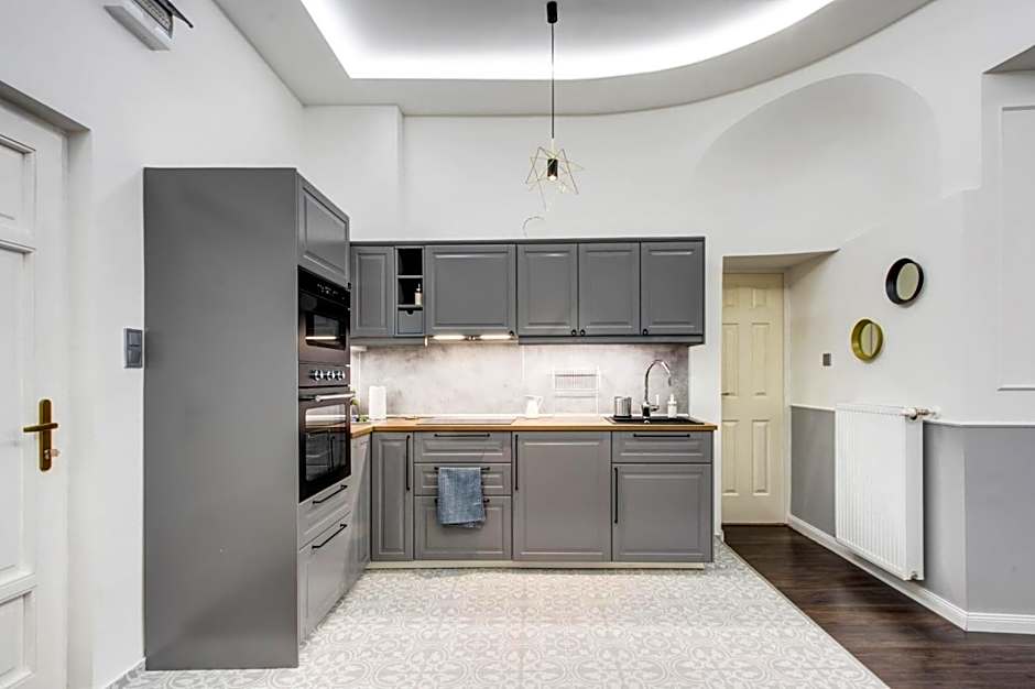 RP1 Apartment