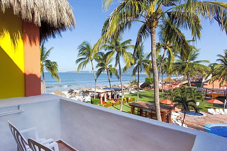 Grand Decameron Complex Bucerias, A Trademark All-Inclusive Resort