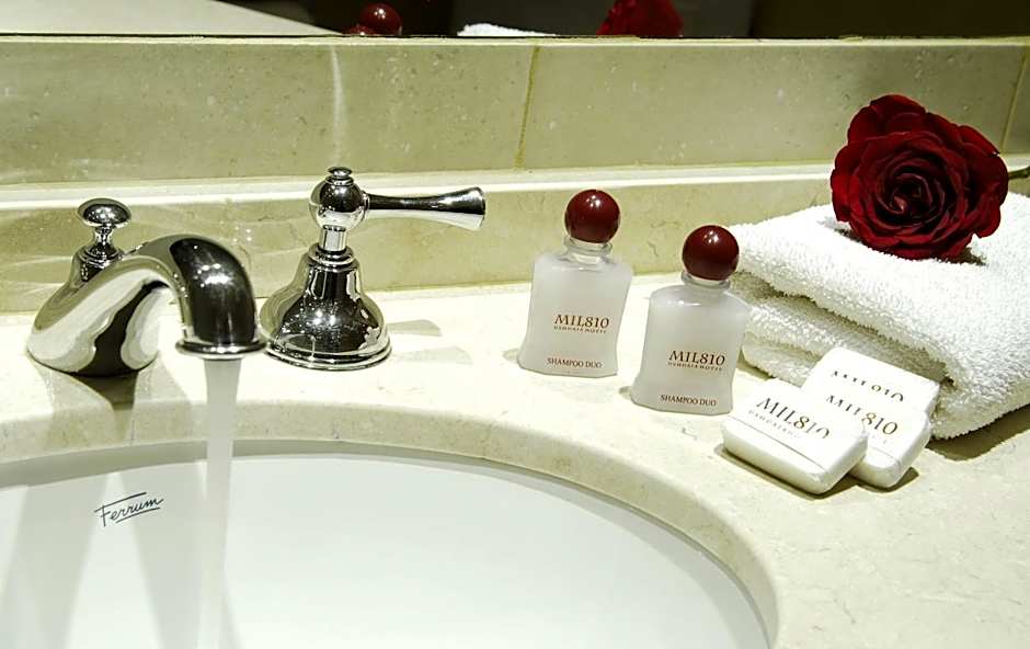 MIL810 Ushuaia Hotel