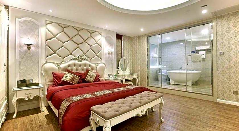 Zhonglian Harbor Hotel