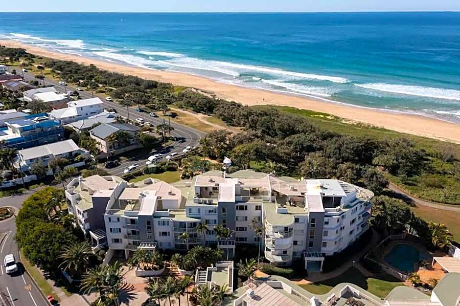Surfside at Buddina with Direct Beach Access