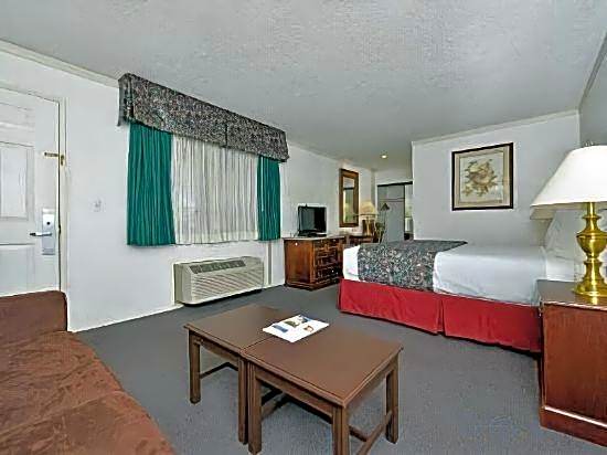 Americas Best Value Inn and Suites Lancaster