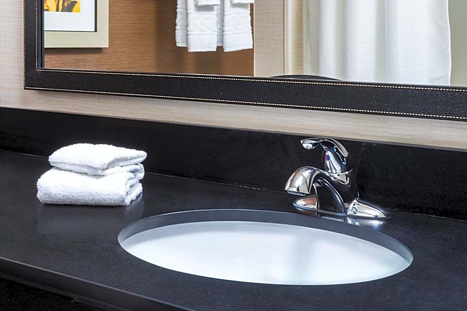 Fairfield Inn & Suites by Marriott Kansas City Lee's Summit