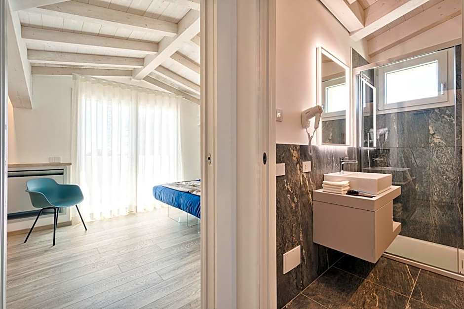 Albamarina Residence