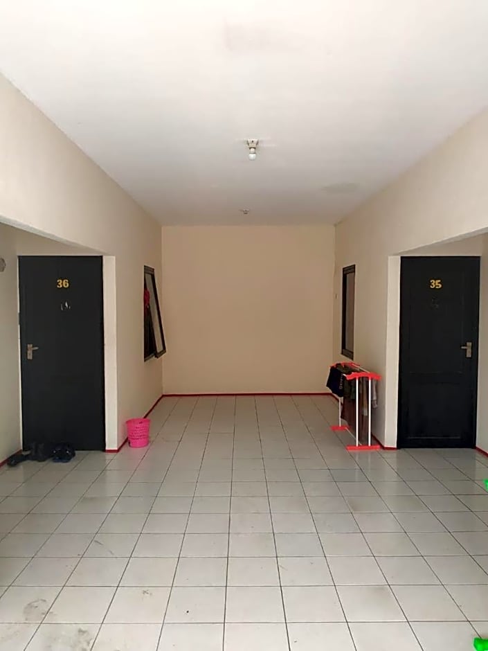 OYO Life 1875 Merah Putih Syariah