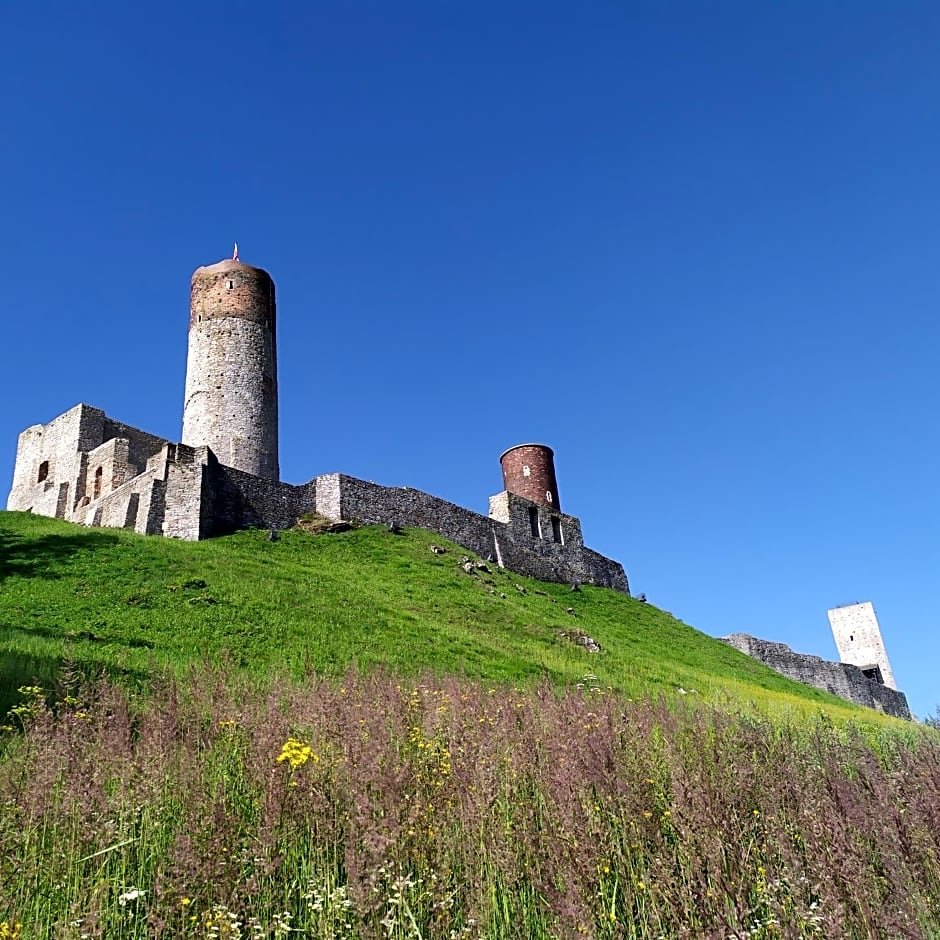 Willa Bona blisko Zamku Królewskiego i Rezerwatu zapraszam na grę miejską Magiczne Chęciny
