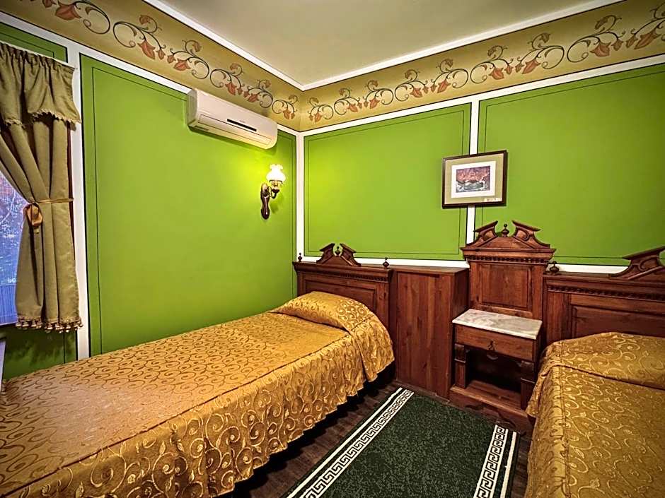 Family Hotel at Renaissance Square