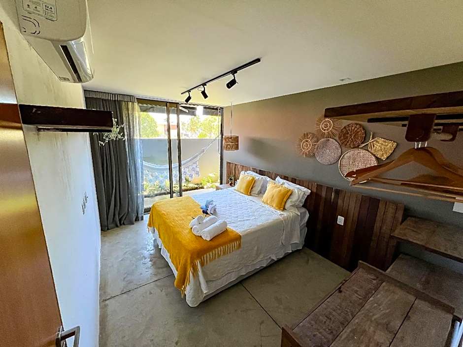 Casa com piscina aquecida, cozinheira, 30m do mar