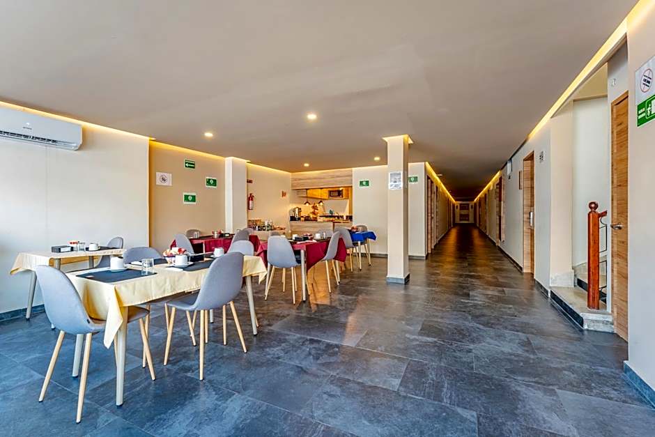 Hotel Central Merida by Kavia