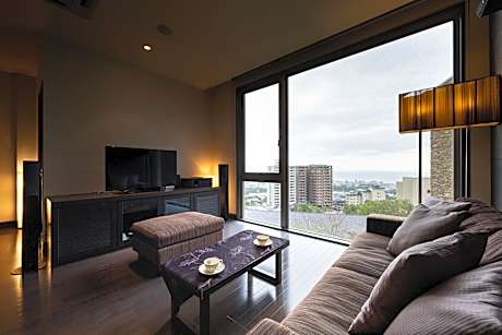 Standard Twin Room with Private Bathroom - Annex