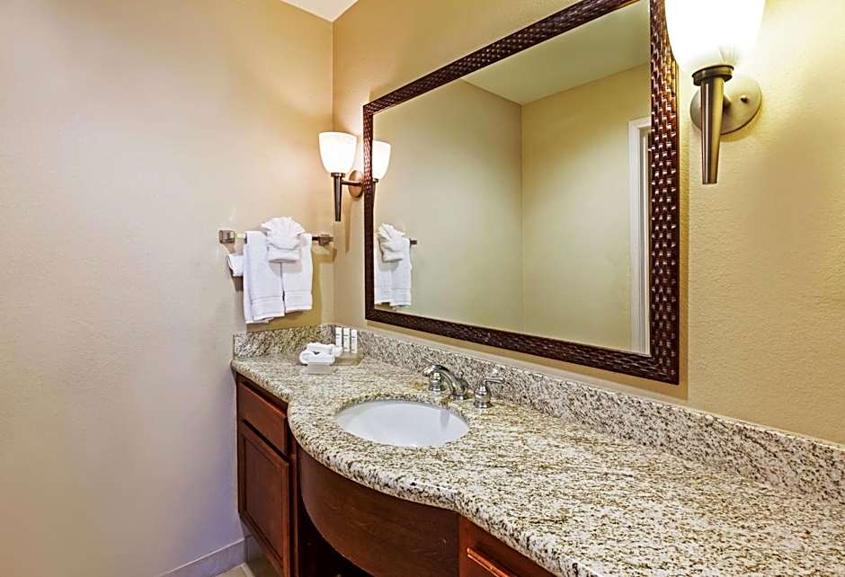 Homewood Suites By Hilton Laredo At Mall Del Norte