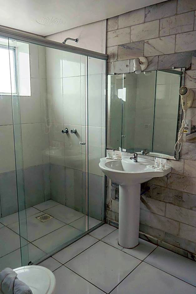 Dan Inn Express Porto Alegre - proximo a Orla do Guaiba - Reveillon 2024