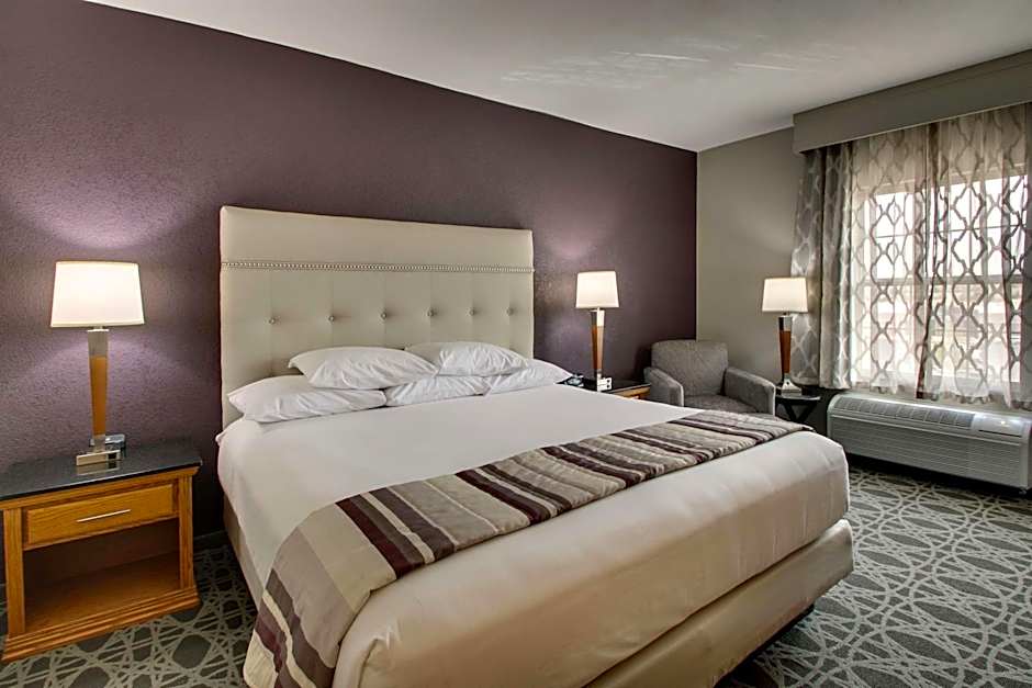 Drury Inn & Suites Albuquerque