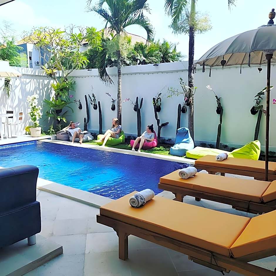 Margarita Surf Hostel Canggu