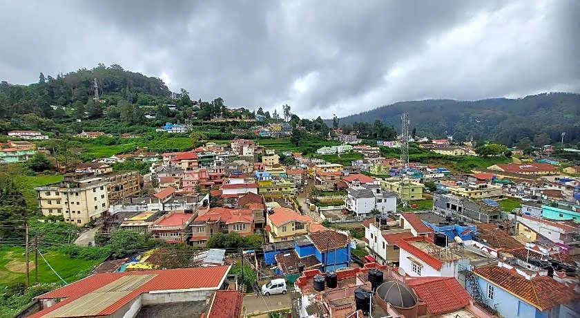 Hotel Astoria Residency