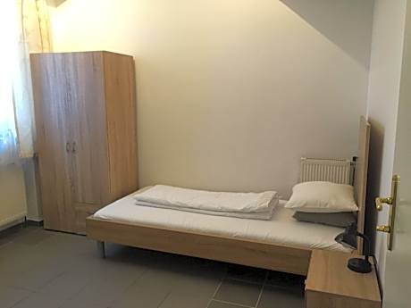 Single Room - Disability Access