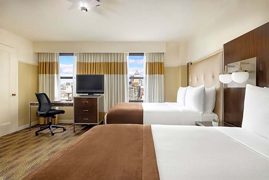  The New Yorker Hotel