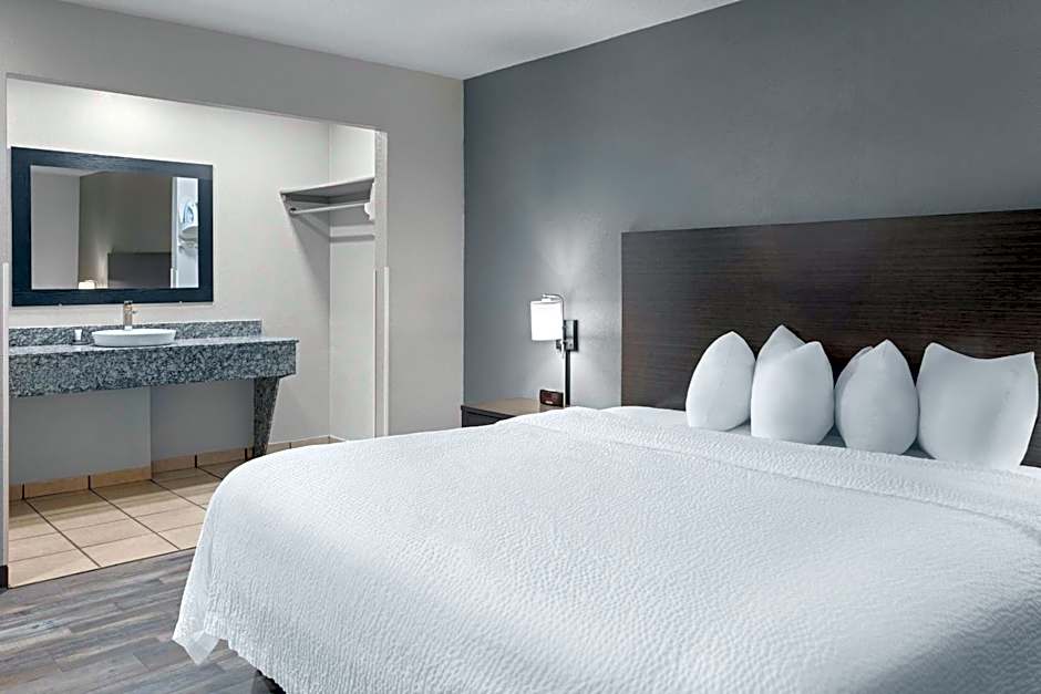 Baymont by Wyndham Great Falls City Center