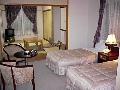 Room with Tatami Area