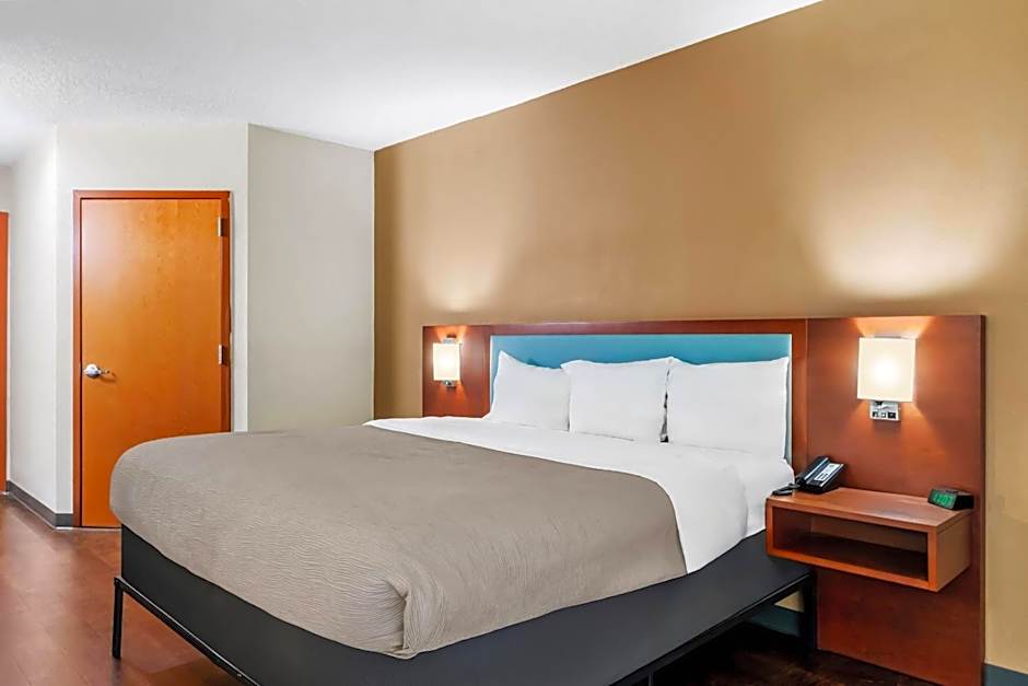 Quality Inn Laredo - Nuevo Laredo