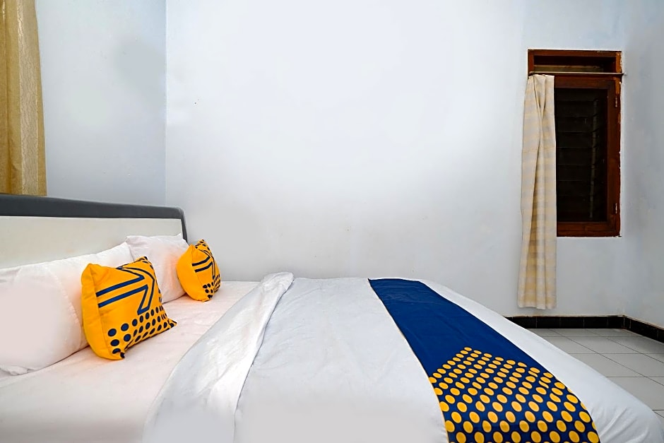 OYO 2240 Simpang Tujuh Residence