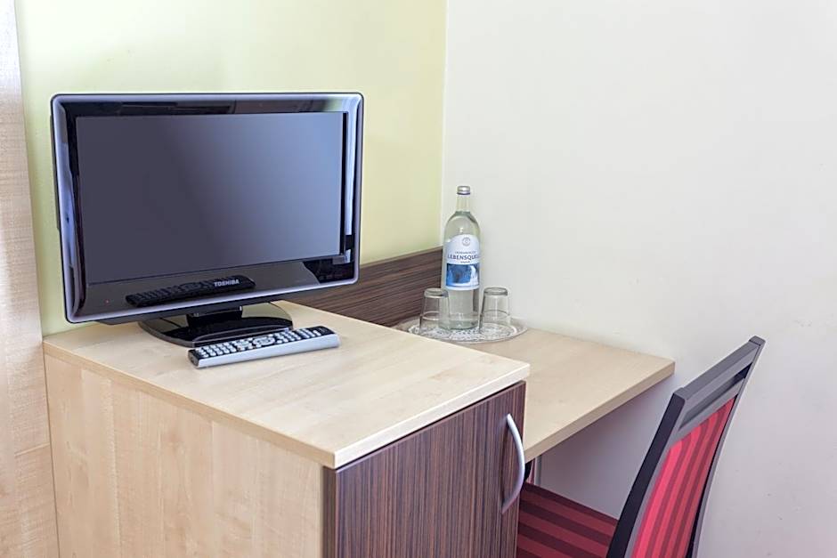 Hotel Mit-Mensch
