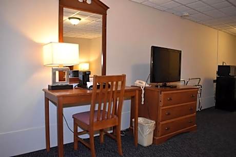 Basic Double Room