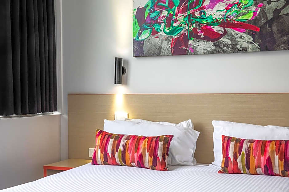 Nightcap at Ashley Hotel