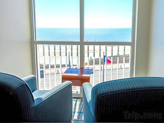 Clarion Pointe Galveston Seawall